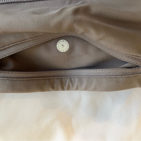 Lululemon Run Times Shorts size 4 Gray - Picture 8 of 10